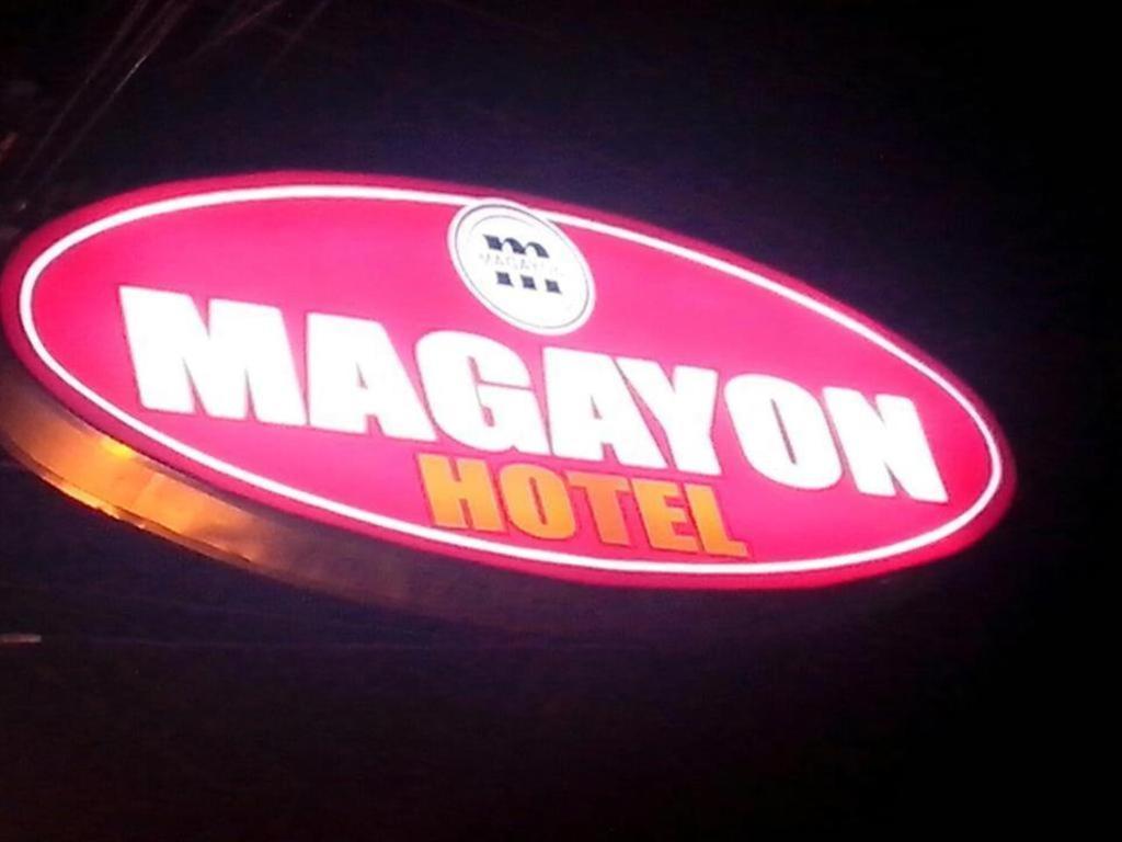 לגאזפי Magayon Hotel מראה חיצוני תמונה