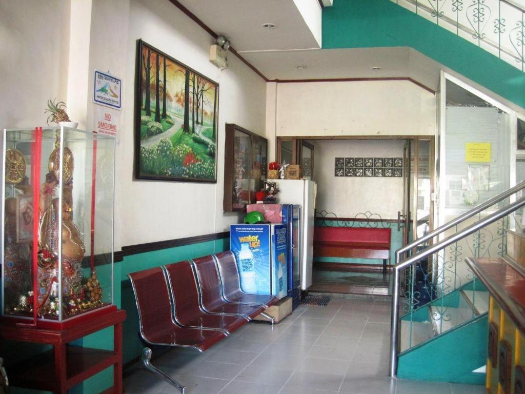 לגאזפי Magayon Hotel מראה חיצוני תמונה