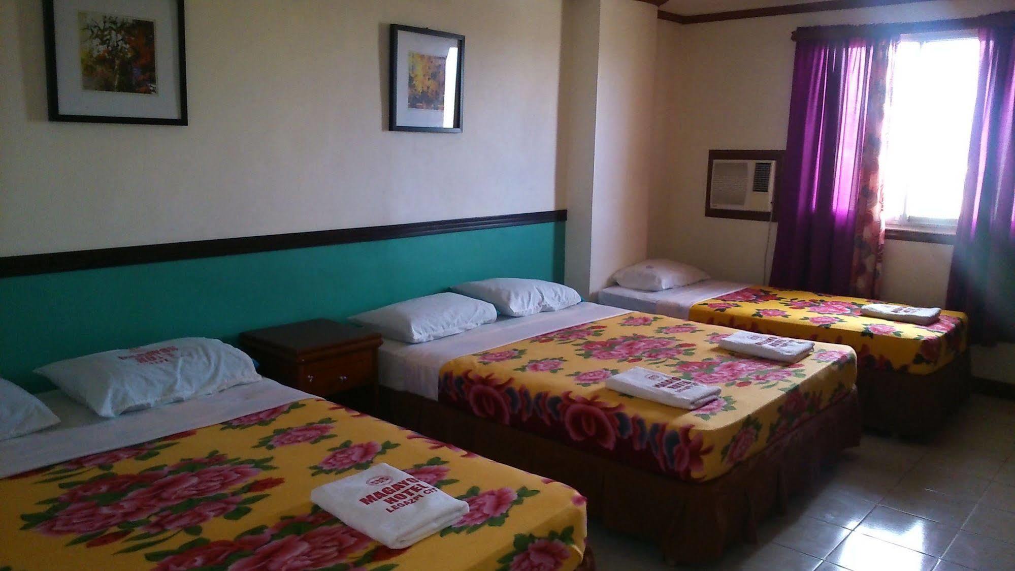 לגאזפי Magayon Hotel מראה חיצוני תמונה