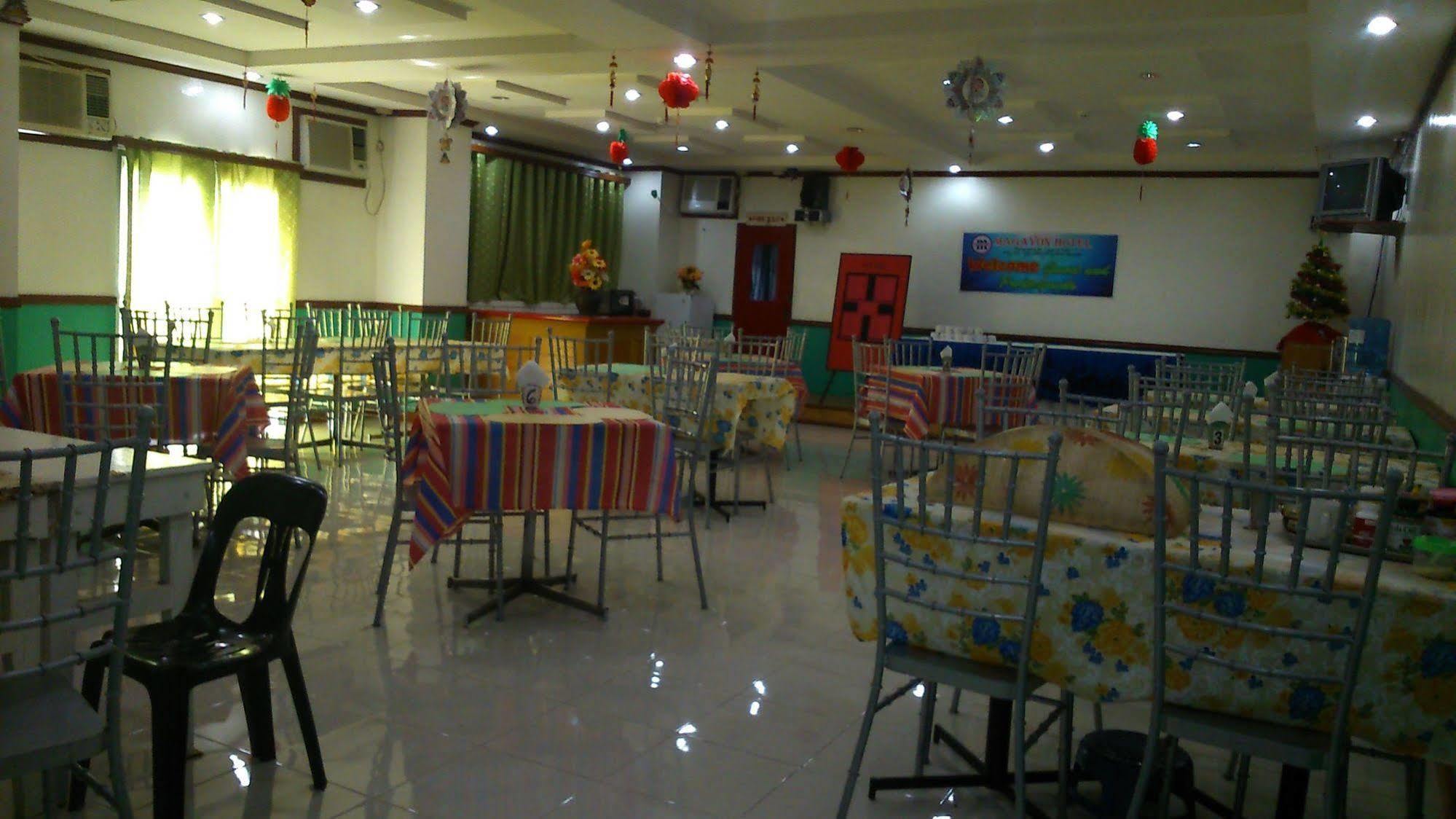 לגאזפי Magayon Hotel מראה חיצוני תמונה